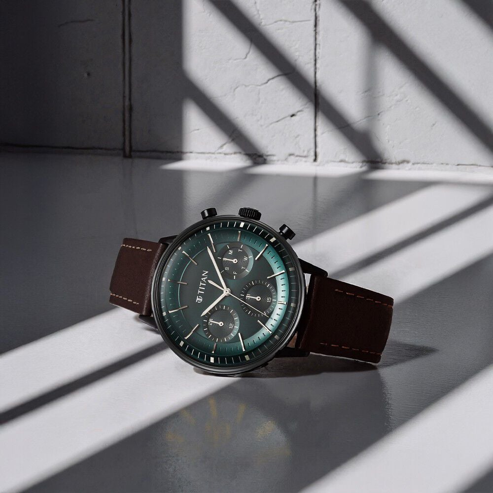 アクセンダ　ルーティナー Buy Online Titan Light Leathers Quartz Multifunction Black Dial
