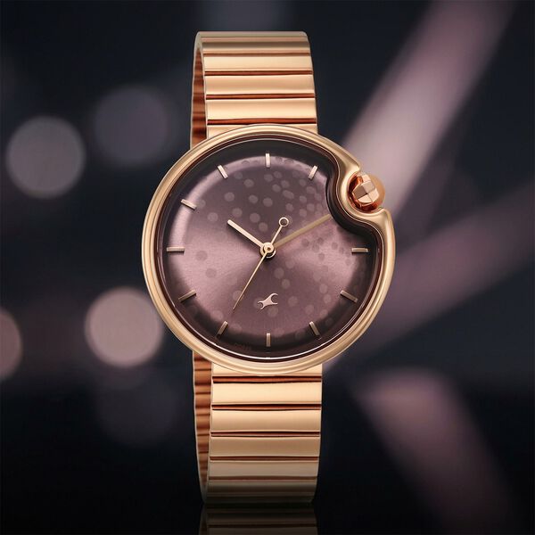 Fastrack Groove Analog with Dusty Purple Dial Rose Gold Metal Strap Watch for Girls - image number 0