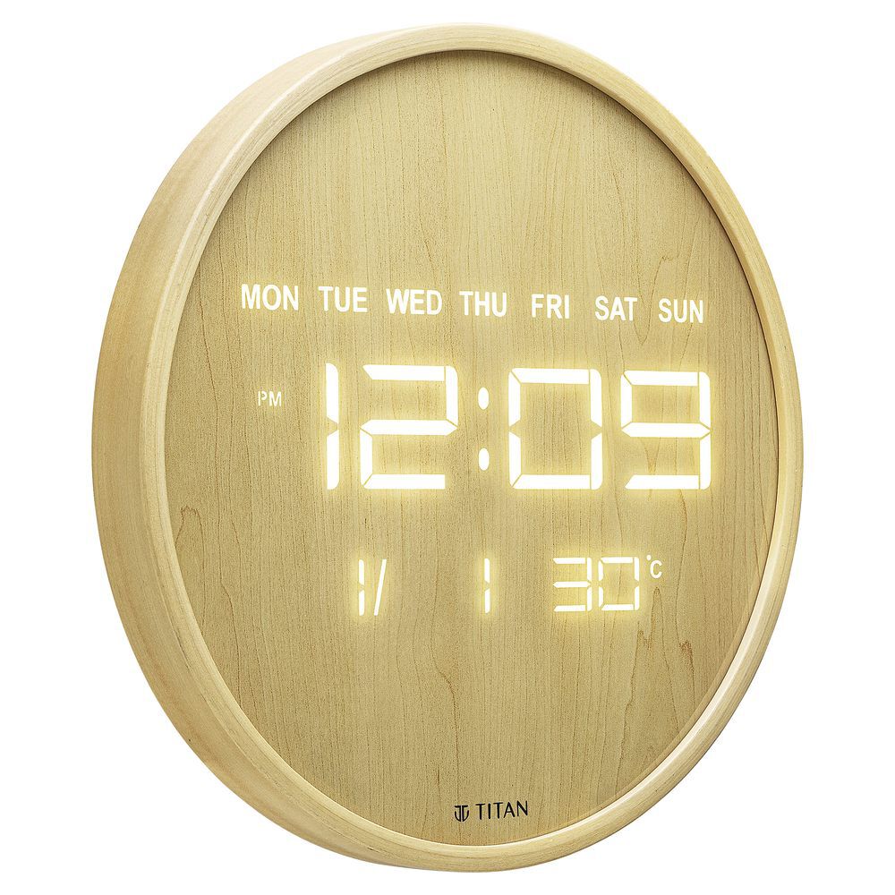 Titan digital alarm clock outlet