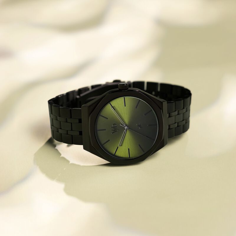 Fastrack Vyb Challenger Quartz Analog Green Dial Metal Strap Watch For Guys