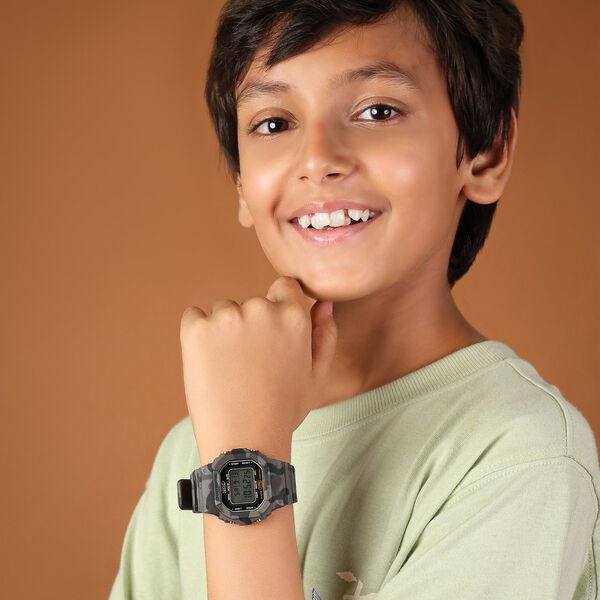 Zoop Digital Watch with LCD Dial And Camouflage Military Grey Strap for Boys Kids, from House of Titan - image number 7