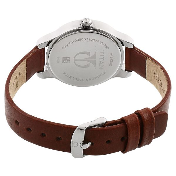 Titan Women's Chic minimalist watch with Black dial and leather strap - image number 3
