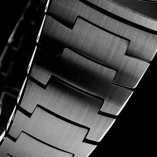 Titan Edge Fumage Quartz Analog Black Dial Black Ceramic Strap Watch For Men - image number 4
