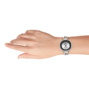 Titan Raga Showstopper Quartz Analog Silver Dial Metal Strap Watch for Women