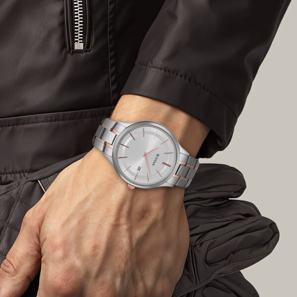 Titan Classique Slimline Silver Dial Analog with Date Stainless Steel Strap watch for Men - image number 5