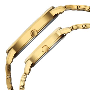 Titan Bandhan Eternal Pair Analog with Date and Green Dial Yellow Gold Stainless Steel Strap Watch for Couples