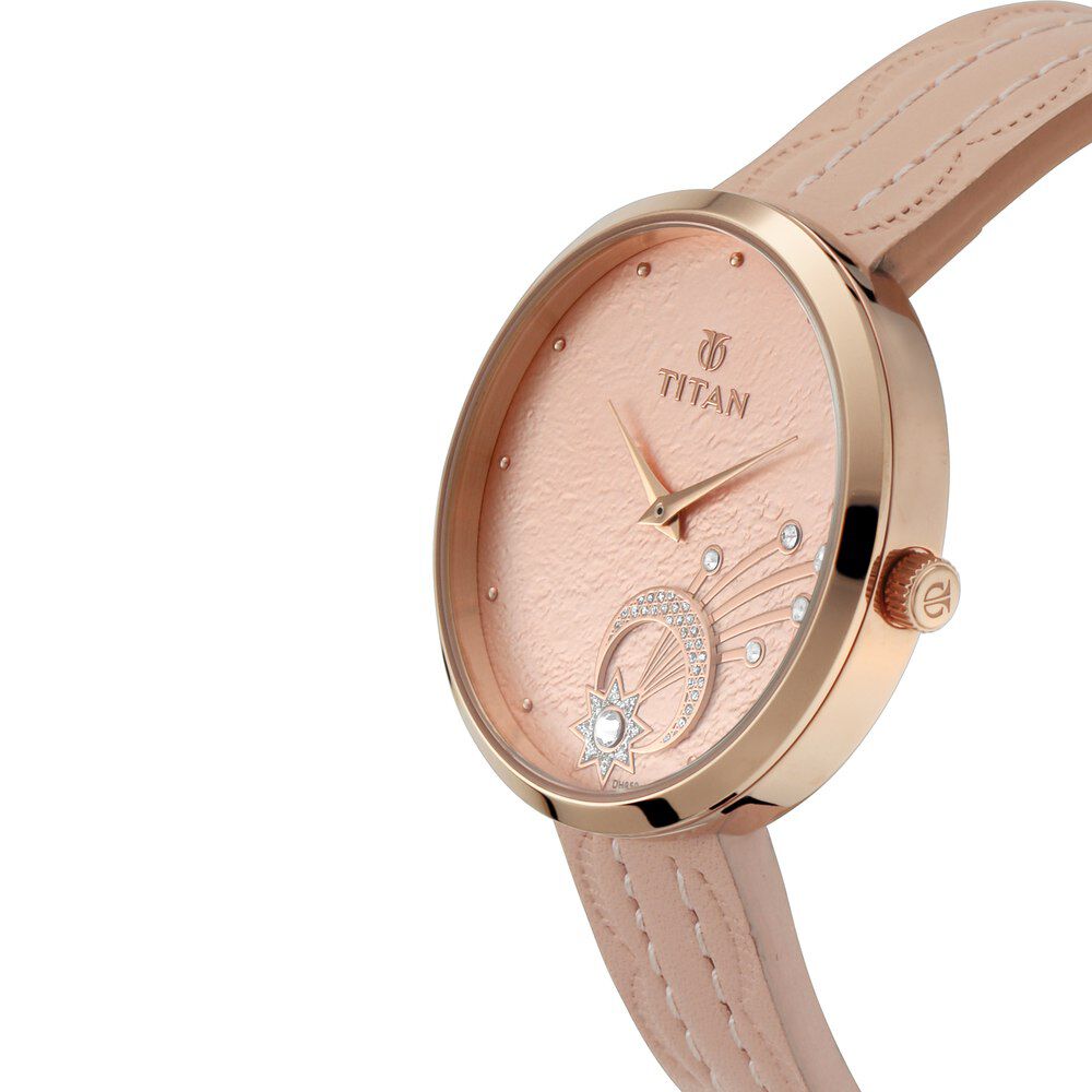 Titan on clearance trend watch