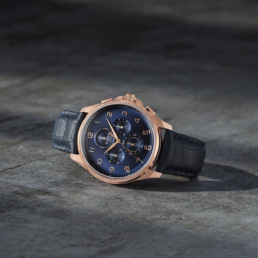 【1111】 Buy Online Titan Classic Chrono Blue Dial Leather Watch for Men