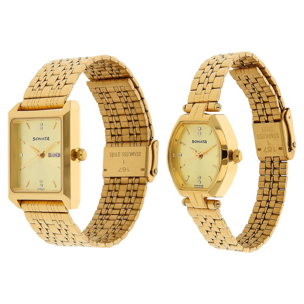 Buy Online Sonata Quartz Analog with Day and Date Golden Dial Stainless Steel Strap Watch for Couple ns70078083ym02p Titan