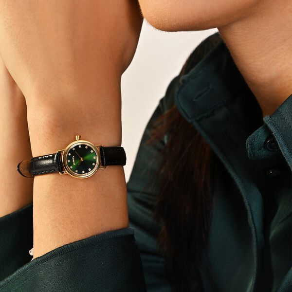 Titan Nebula Vintage 18k Gold Analog with Diamond Studded Indices Watch for Women - image number 4