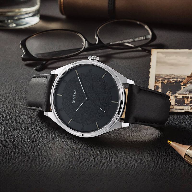 Titan Workwear Quartz Analog Black Dial Black Leather Strap Watch For Men