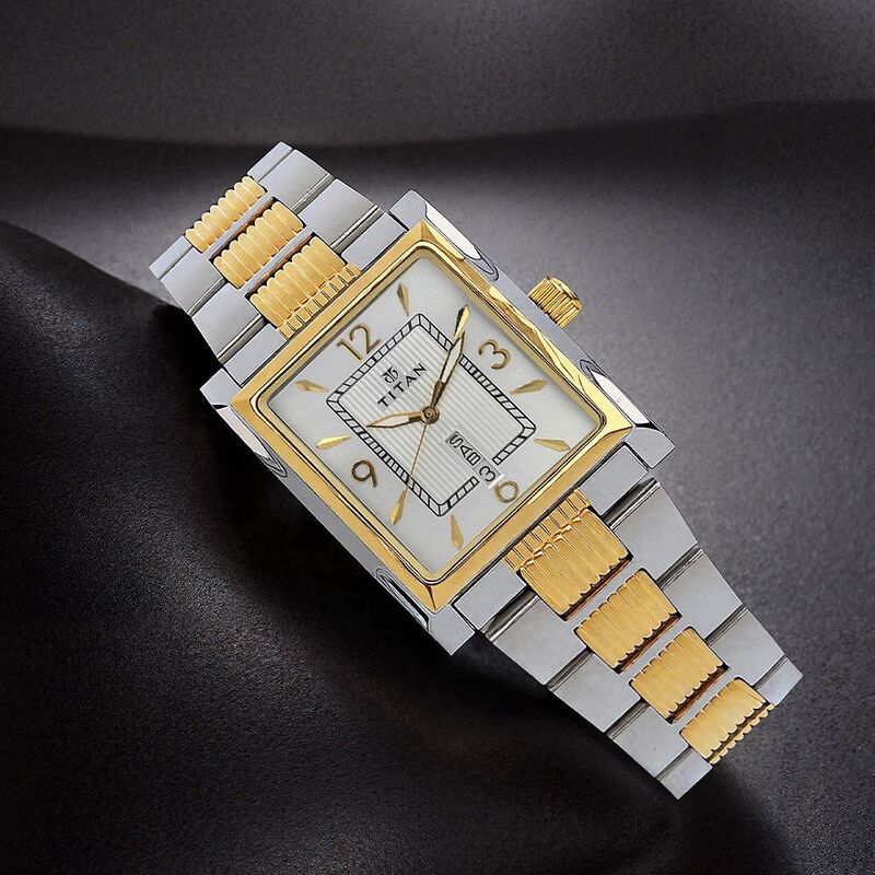Titan Quartz Analog with Day and Date Silver Dial Stainless Steel Strap Watch for Men