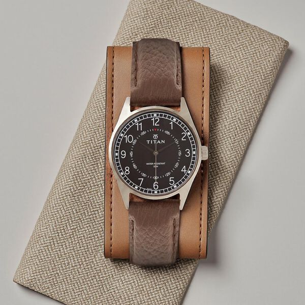 Titan Men's Timeless Charm: Men's Analog Watch with Black Dial and Brown Leather Strap - image number 0