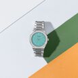 Sonata Poze Quartz Analog Beige Dial Two Toned Colour Stainless Steel Strap Watch For Men