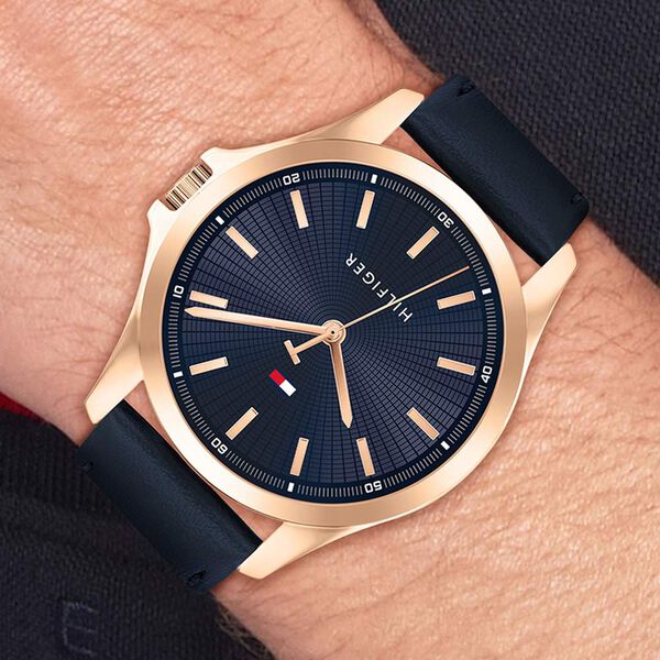Tommy Hilfiger Quartz Analog Blue Dial Blue Leather Strap Watch For Men - image number 3
