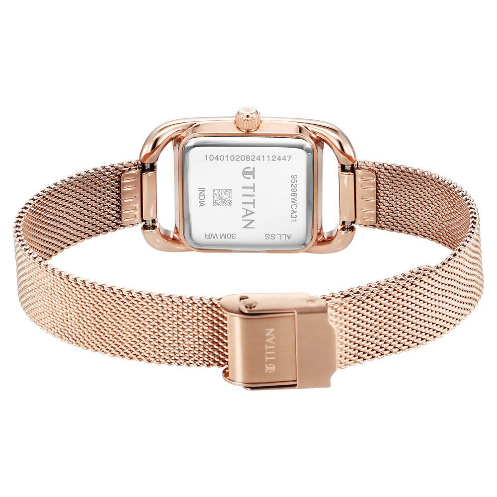 Buy Online Titan Horizon Quartz Analog Pink Dial Stainless Steel Strap Watch For Women 95298wm01 Titan