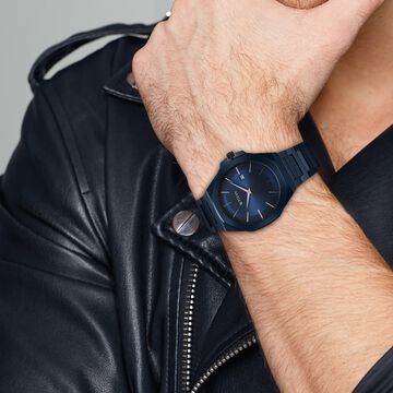 Titan Classic Slim Quartz Analog with Date Blue Dial Stainless Steel Strap Watch for Men
