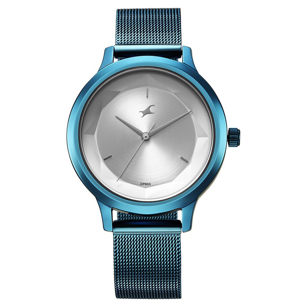 Buy Online Fastrack Fleek Quartz Analog Silver Dial Stainless Steel Strap Watch For Girls 6210qm01 Titan