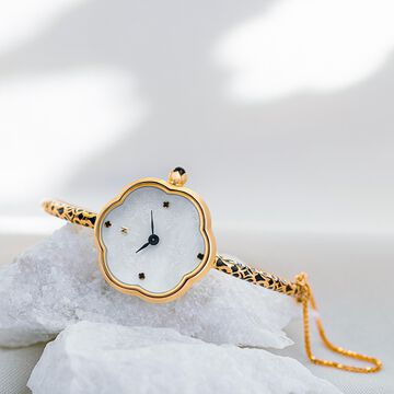 Titan Nebula Deccan Treasures Quartz Analog 18 Karat Solid Gold Watch for Women