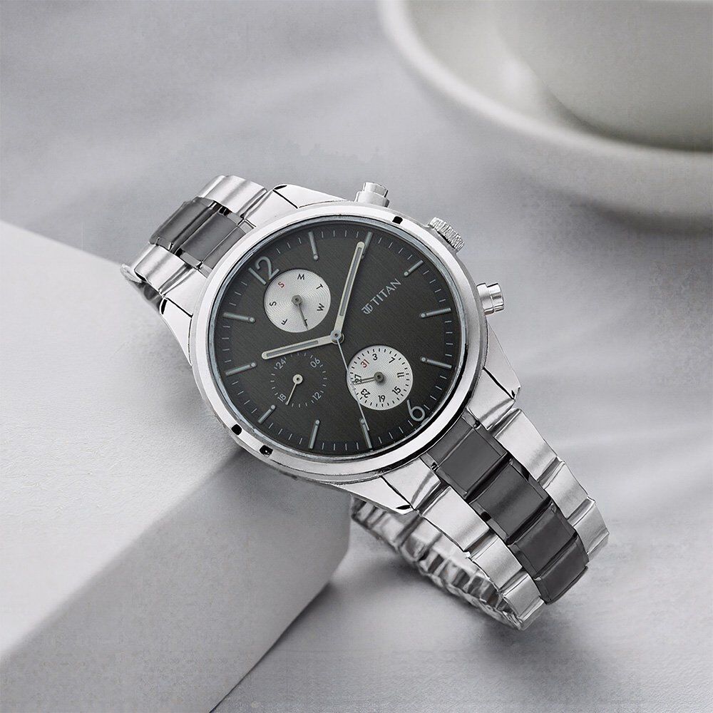 Buy Online Titan Men's Metropolitan Charm: Men's Multifunctional