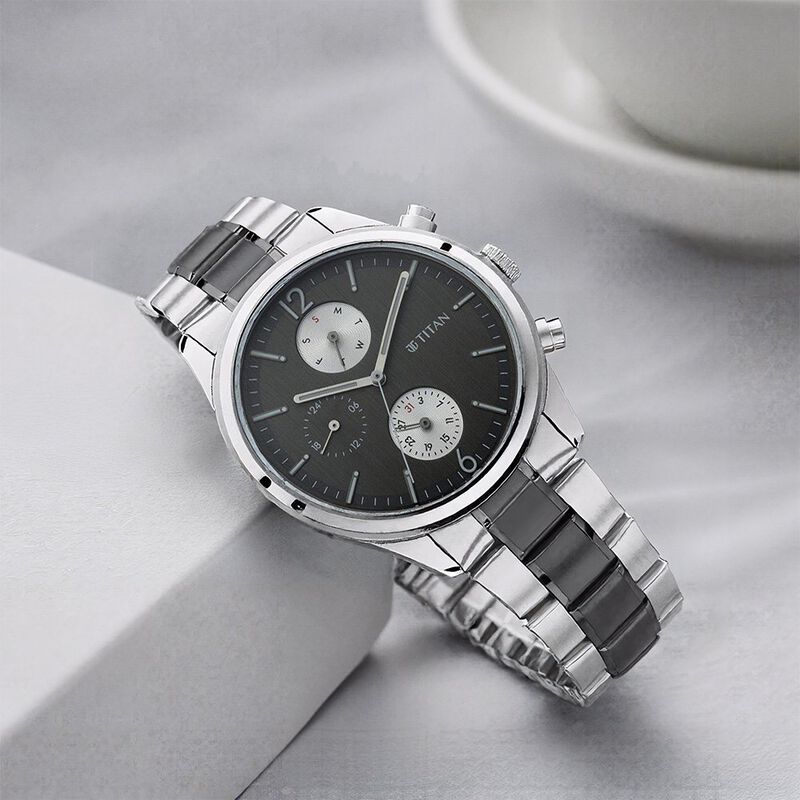 Titan Men's Metropolitan Charm: Men's Multifunctional Anthra Watch with Metallic Accents