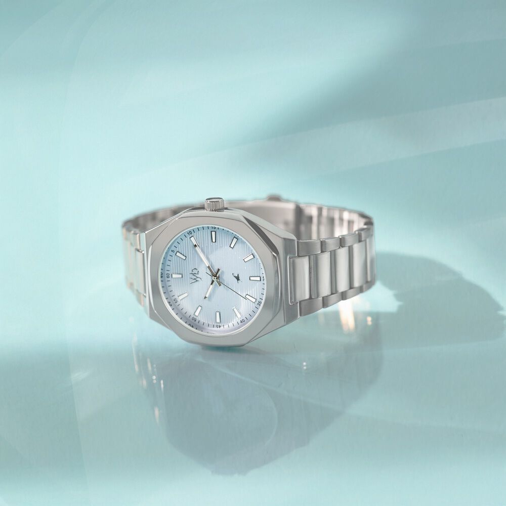 Fastrack Vyb Limitless Quartz Analog Blue Dial Metal Strap Watch For Guys