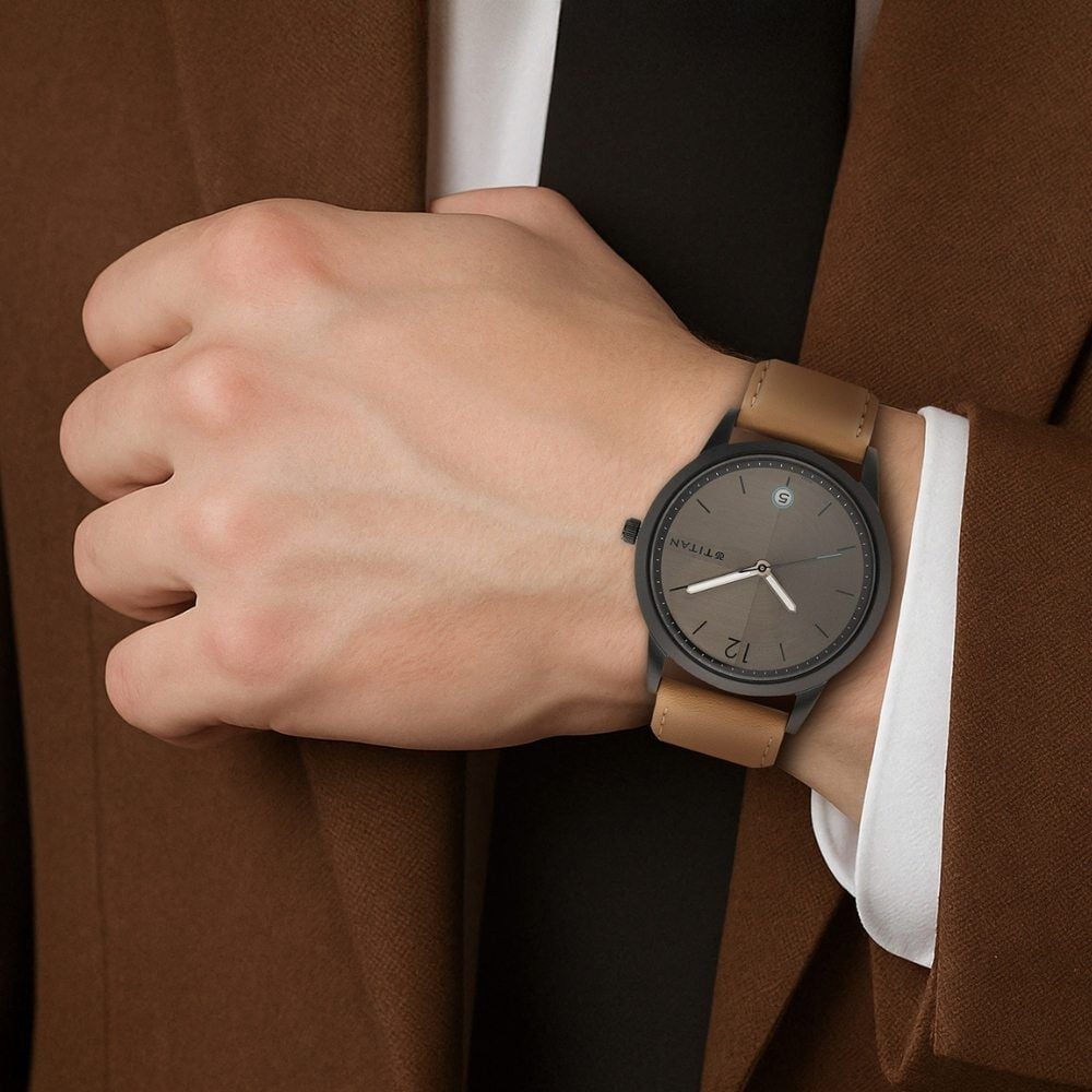 Buy Online Titan Men's Timeless Style Watch: Refined Anthracite
