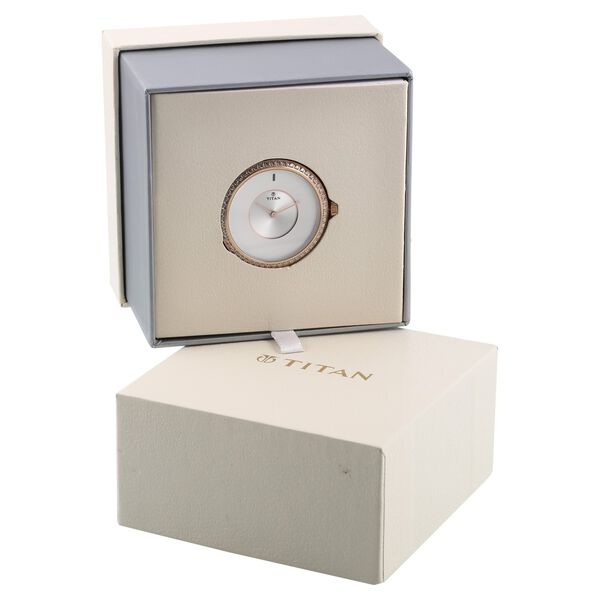 Titan We Silver Dial Women Watch With Leather Strap - image number 4