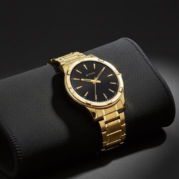 Titan Karishma Quartz Analog Black Dial Golden Stainless Steel Strap Watch For Men