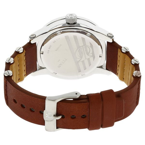 Titan Analog Off White Dial with Date Stainless Steel Strap watch for Men - image number 3