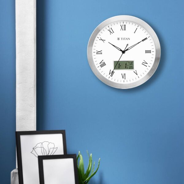 Titan Metallic Anadigi Wall Clock White Dial Color Silent Sweep Technology - 30 cm X 30 cm (Medium) - image number 1