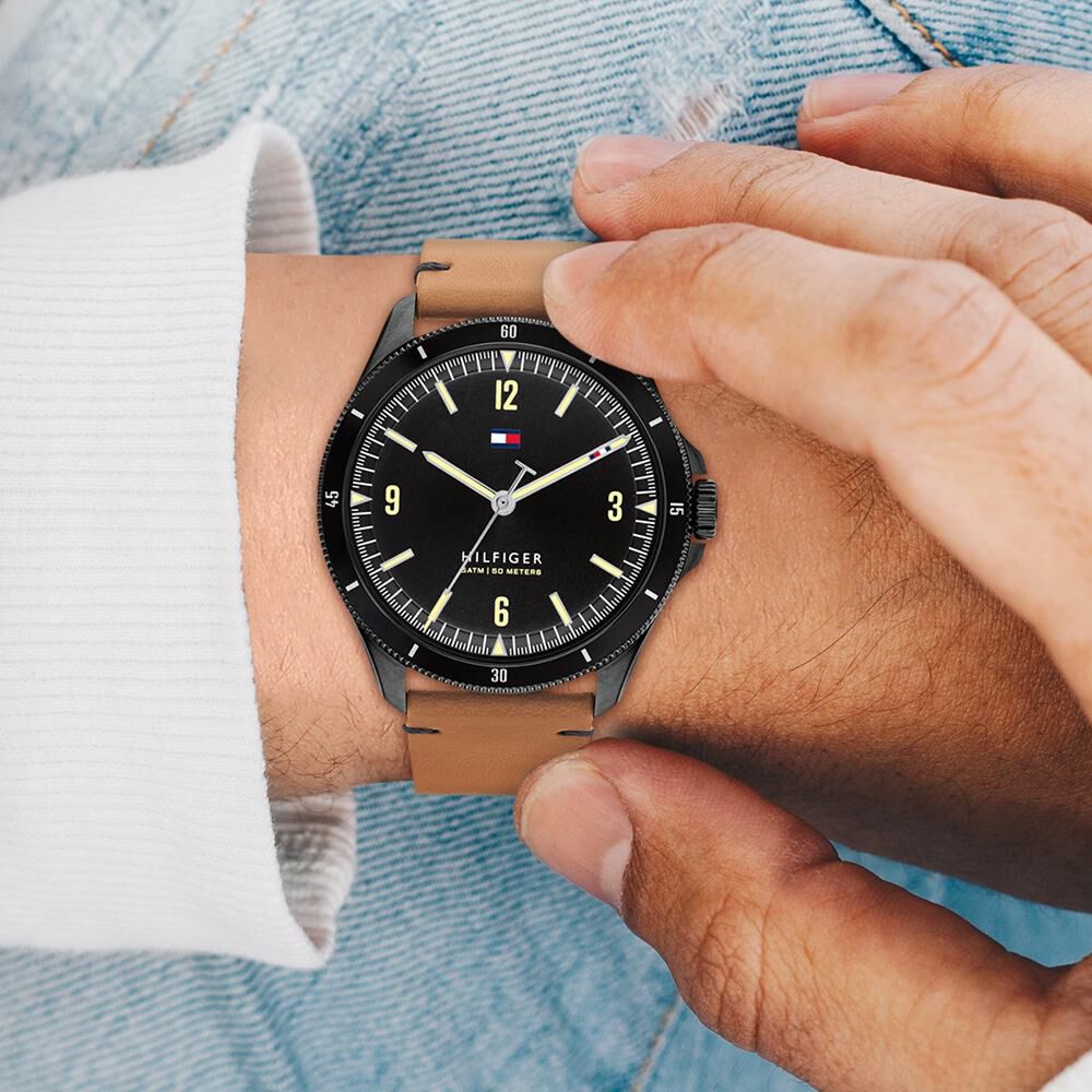 Tommy hilfiger couple best sale watches