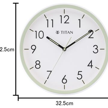 Titan 32.5 cm White-Lume Wall Clock: Stylish Nighttime Illumination