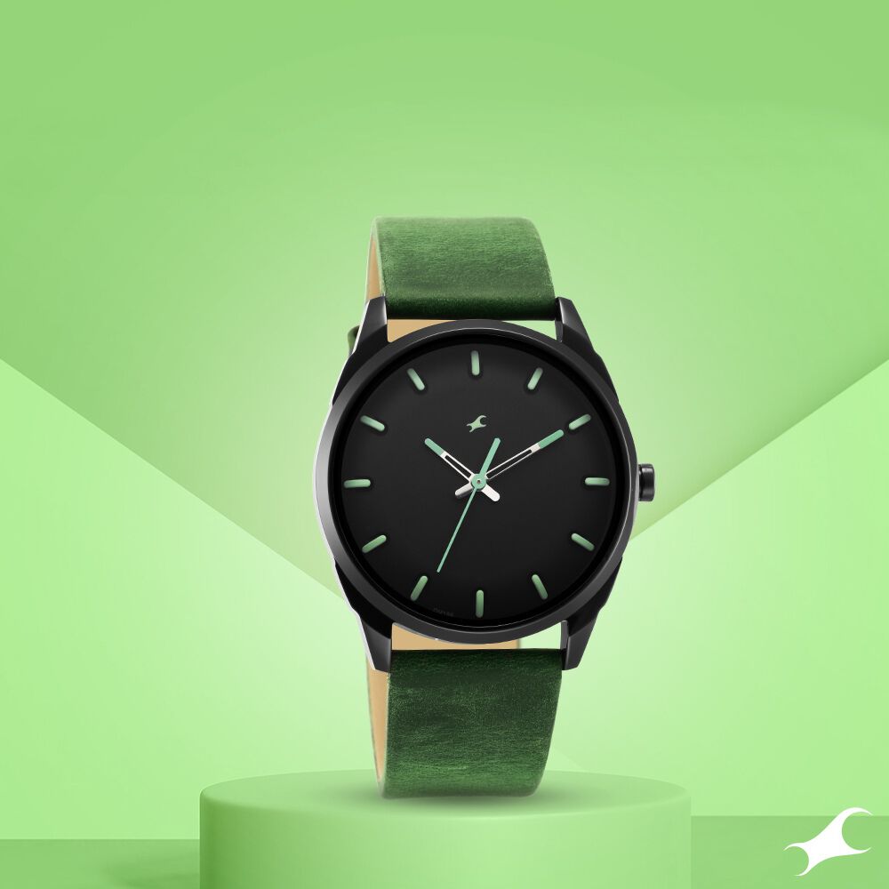 Buy Online Fastrack After Dark Black Dial Leather Strap Watch for Guys ns3273nl01 Titan