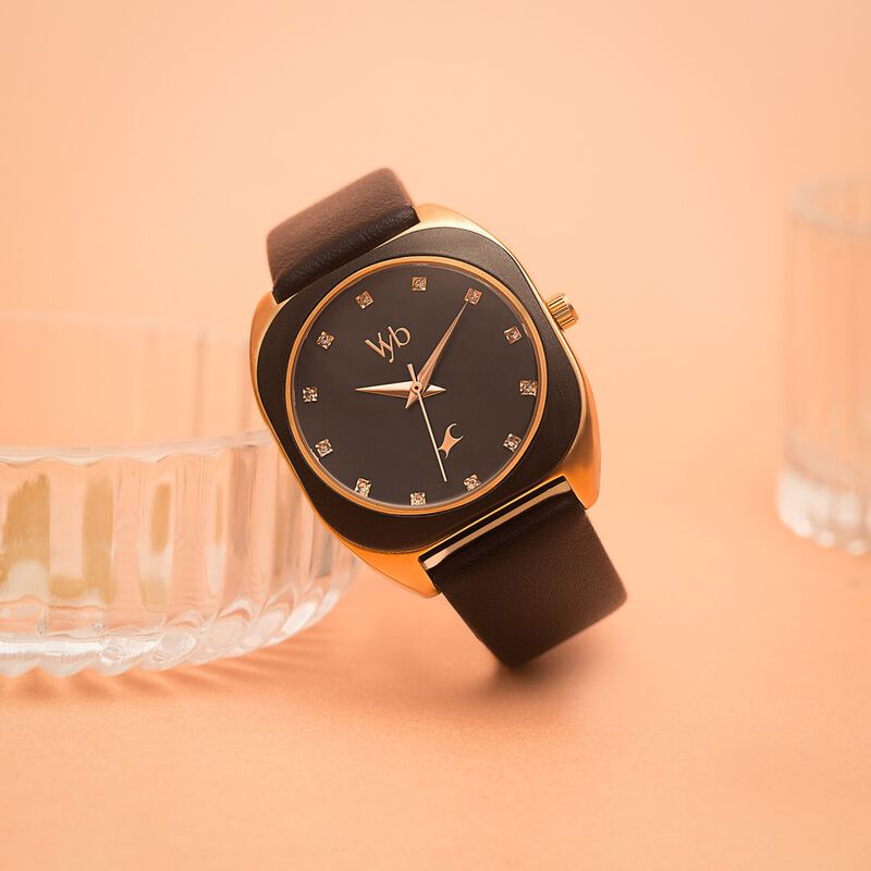Vyb Muse By Fastrack Quartz Analog Black Dial Leather Strap Watch For Girls