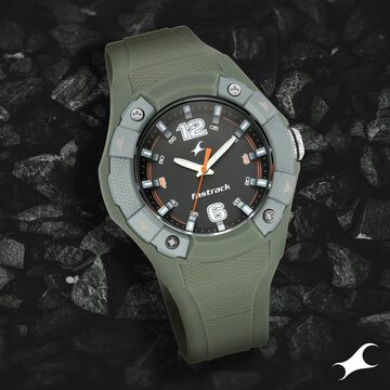 Fastrack Trendies Quartz Analog Black Dial Silicone Strap Watch for Guys