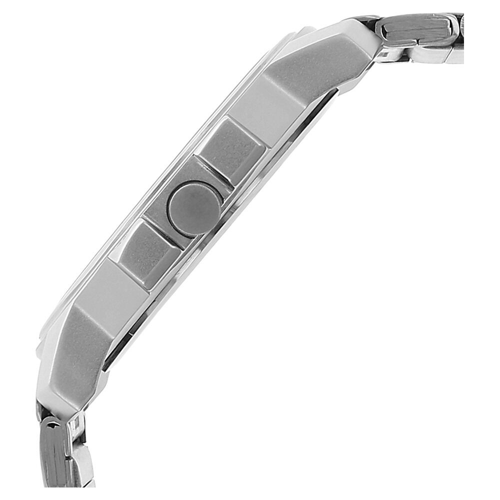 Buy Online Fastrack Quartz Analog Silver Dial Stainless Steel Strap Watch for Guys np3039sm03 Titan