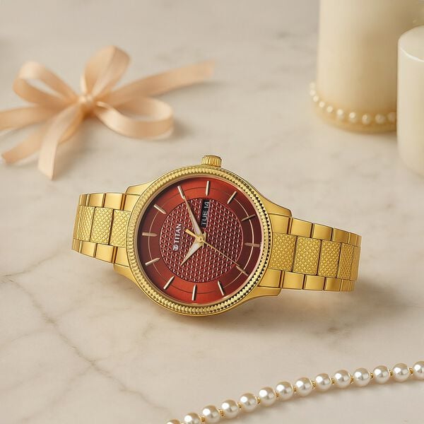Titan Karishma Wedding Edit Brown Dial Men's Watch - Image 9