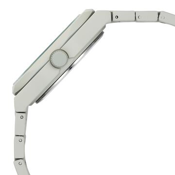 Vyb Hustler By Fastrack Quartz Analog Grey Dial Metal Strap Watch For Guys
