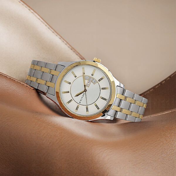 Titan Quartz Analog with Day and Date Silver Dial Stainless Steel Strap  Watch for Men