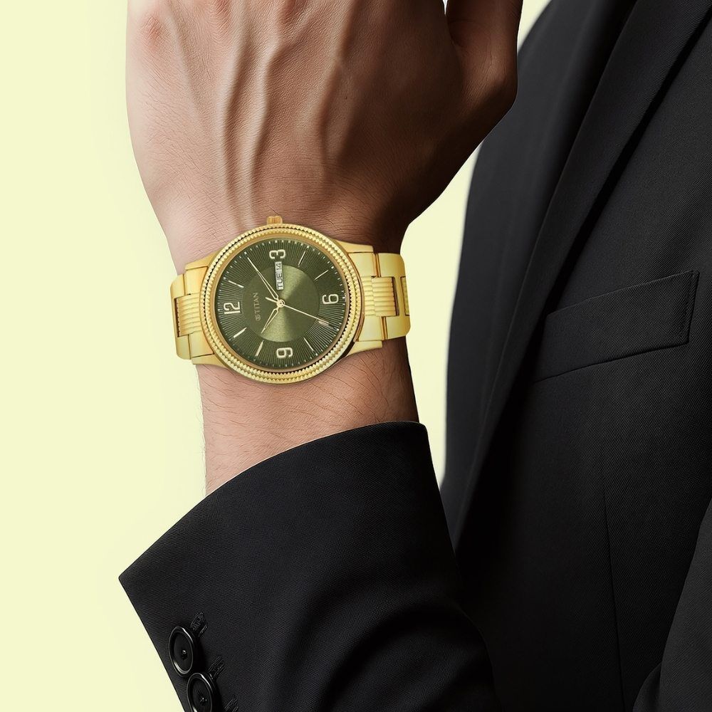 Buy Online Titan Karishma Green Dial Analog Stainless Steel Strap
