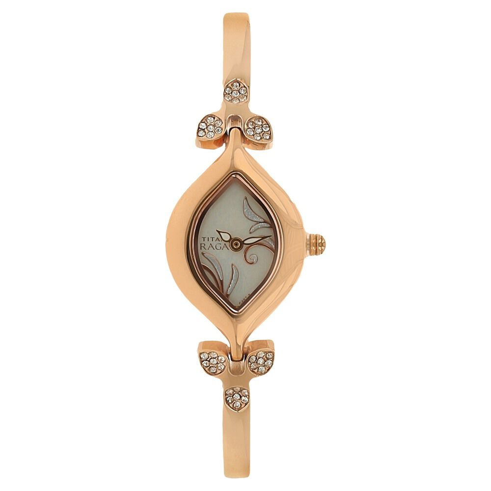 Buy Online Titan Quartz Analog Silver Dial Metal Strap Watch for