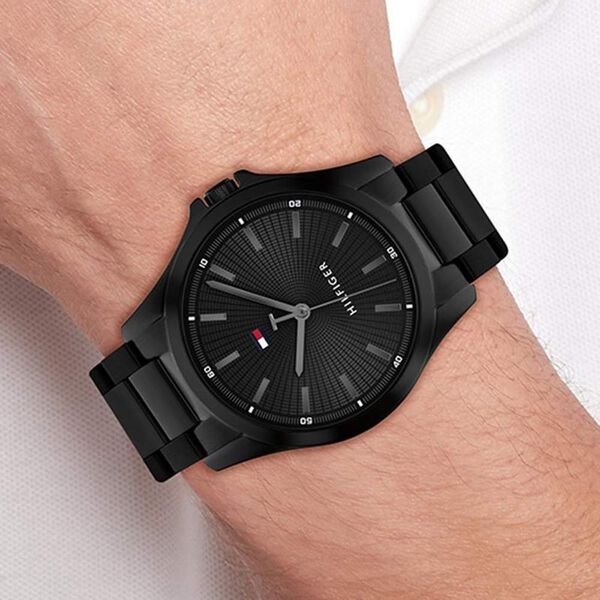 Tommy Hilfiger Quartz Analog Black Dial Black Stainless Steel Strap Watch For Men - image number 3