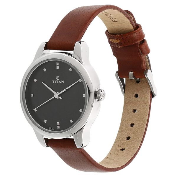 Titan Women's Chic minimalist watch with Black dial and leather strap - image number 1