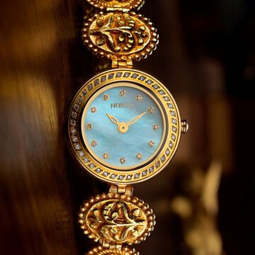 Titan Nebula Ajanta and Ellora 18k Gold Analog with Diamonds Watch for Women