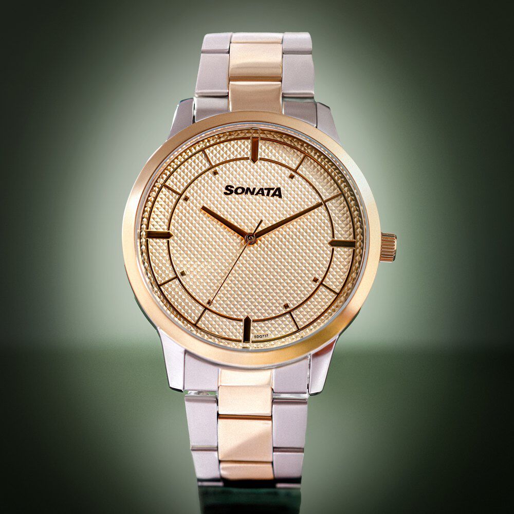 Buy Online Sonata Quartz Analog Golden Dial Two Toned Stainless Steel Strap Watch For Men 77148bm01 Titan