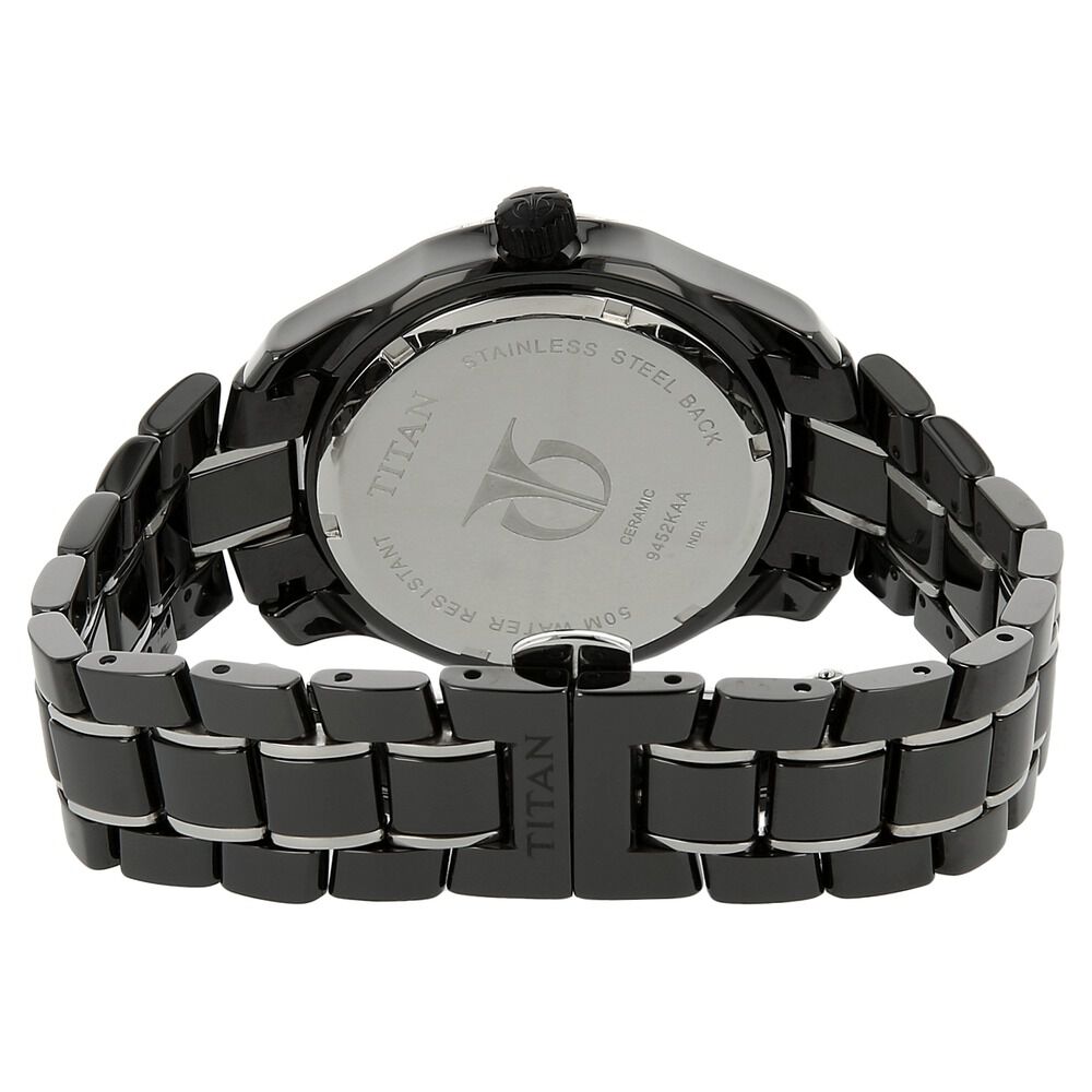 Buy Online Titan Quartz Analog with Day and Date Black Dial