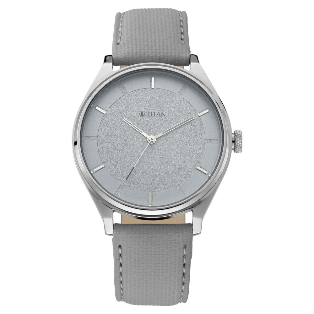 Buy Online Titan Men s Classic Watch Gradient Dial Sleek