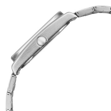 Fastrack Gelato silver analog bracelet watch with Matcha Green dial for Girls