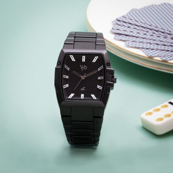 Buy Online Vyb Pioneer By Fastrack Quartz Analog Black Dial Metal